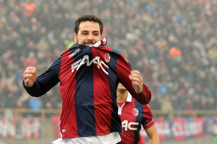 Serie A, Bologna in campo: Destro si scalda