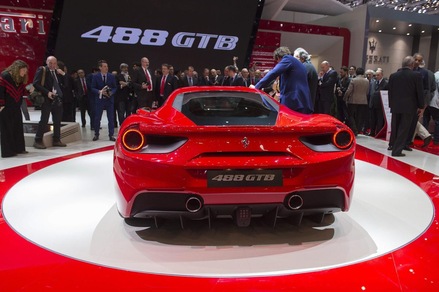 Ferrari: 8.000 vetture è l’obiettivo 2016