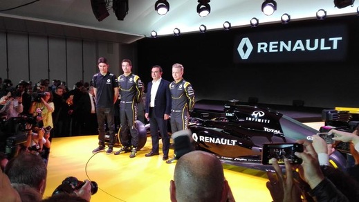 F1, una livrea tutta nera per la nuova Renault