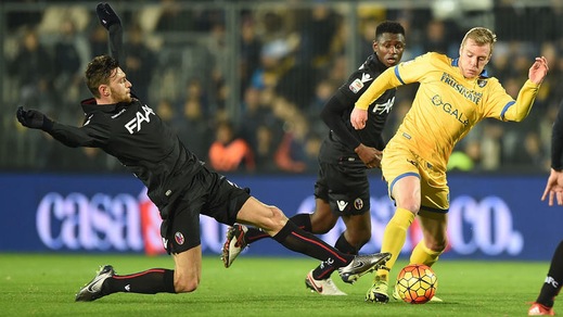 Serie A, Frosinone-Bologna 1-0: Dionisi-gol, i gialloblù ci credono