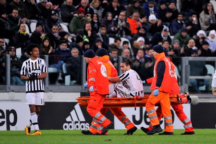 Serie A Juventus: Caceres, intervento perfettamente riuscito