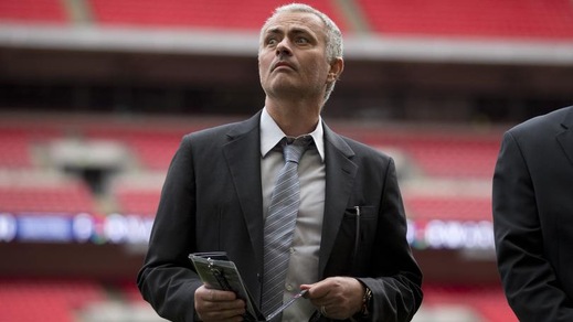 Calciomercato, Mourinho va al Manchester United: bye bye Inter