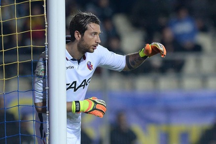 Serie A Bologna, lesioni muscolari per Mirante e Rossettini