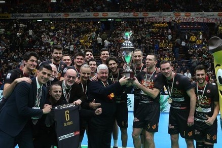 Volley: Coppa Italia A2, la alza ancora Vibo