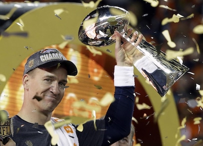 Il Super Bowl è dei Denver Broncos. Che show a Santa Clara!