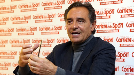 La Lazio incontra Prandelli. In 50 mila all'Olimpico per "Di Padre in Figlio"