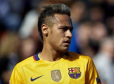 Barcellona: Neymar, nuovi guai con il Fisco. Sequestrati beni per 42 milioni di euro
