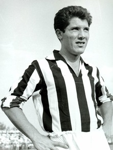 La Juventus ricorda su Twitter il mito Omar Sivori