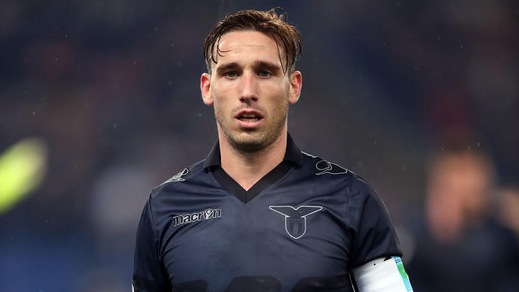L’annuncio di Biglia: «Lazio, eccomi»