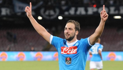 Calciomercato Napoli, il fratello di Higuain: «Basta scemenze. Restiamo uniti per lo scudetto»