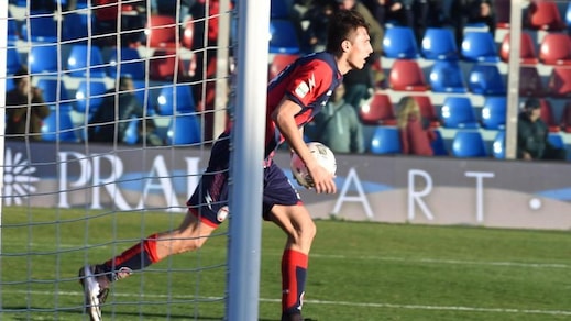 Serie B, Crotone-Pro Vercelli 1-1: fa tutto Budimir