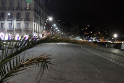 Napoli deserta: tutti a casa per vedere la partita con la Juventus