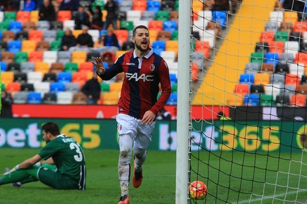 Serie A Bologna, Destro sfida la Juventus: «Segnando mi avvicino...»