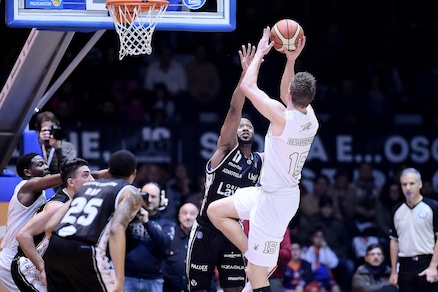 Gaddefors beffa Bologna, colpo-Orlandina a Varese