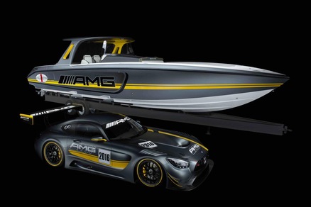 Mercedes-AMG GT3 diventa un… motoscafo da 160 km/h