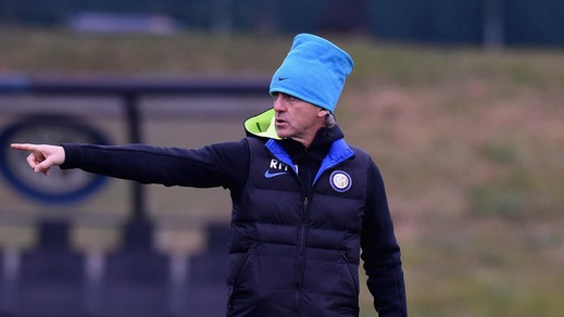 Serie A Inter, Mancini: «Ritiro? Mente libera e nessuna distrazione»