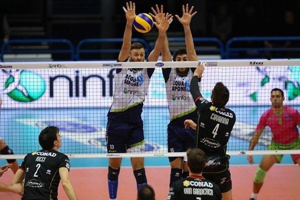 Volley: Superlega, la CMC Romagna batte Latina al tie break