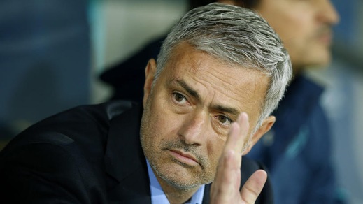 Calciomercato, Mourinho torna all'Inter per soffiarle Icardi. E Mancini chiede Darmian