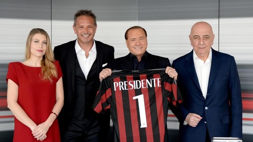 Milan, 30 anni di Berlusconi: il Presidente vuole un regalo da Mihajlovic