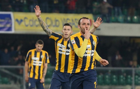 Serie A Verona-Chievo 3-1: Toni-Pazzini-Ionita, salvezza possibile