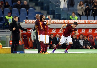 Roma-Palermo, Strootman torna in campo e l'Olimpico lo applaude