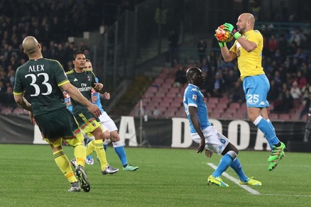 Napoli-Milan 1-1: solo un pareggio, Insigne non basta