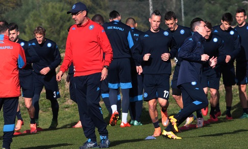 Napoli-Villarreal, Sarri studia la rimonta a Castelvolturno