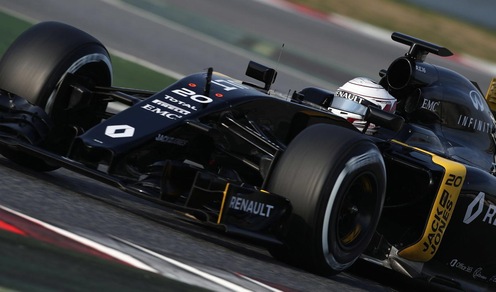 F1, Magnussen: «Renault: felicità e adrenalina»