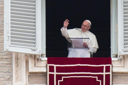 Roma, ecco i lecca-lecca con Papa Francesco: e il Vaticano che dice?