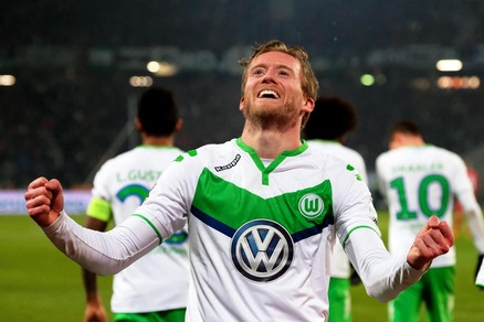 Bundesliga, Hannover-Wolfsburg 0-4: che tripletta per Schurrle!