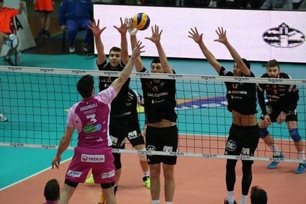 Volley: Challenge Cup, Verona conquista la semifinale