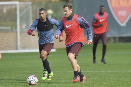 Calciomercato, la Roma a luglio si rigenera: diversi giocatori in partenza