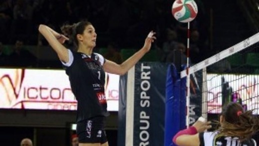 Volley: A1 Femminile, rottura del crociato per Floriana Bertone