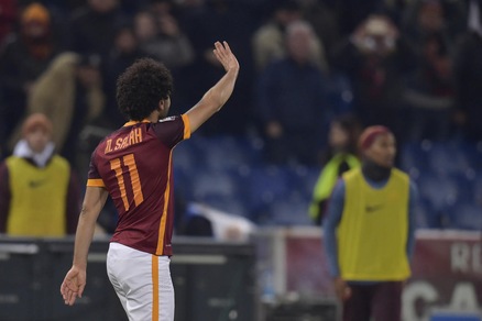 Roma-Fiorentina, la moviola: sull'1-0 Salah in off side e su Badelj c'è il rigore