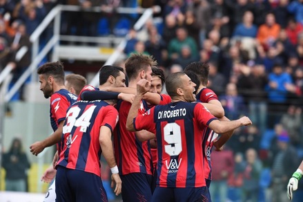 Serie B, Crotone-Ascoli 2-0: super Palladino