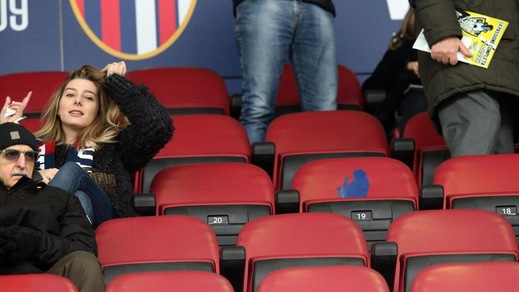 Il Bologna omaggia Lucio Dalla: poltrona al Dall'Ara