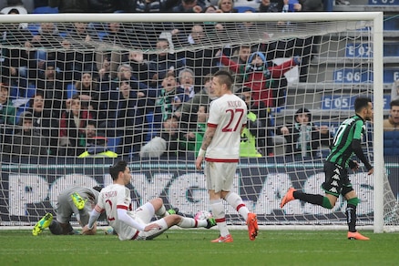 Risultati Serie A: Sassuolo-Milan 2-0, Bologna-Carpi 0-0, Frosinone-Udinese 2-0