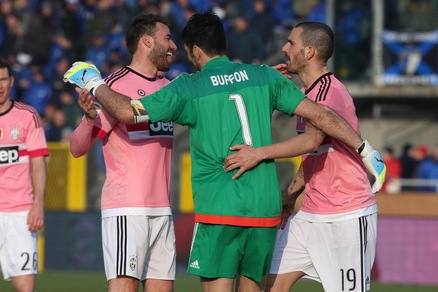Serie A Juventus, è un Buffon fantastico: a 93' dalla storia