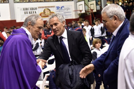 Bologna, dalle giovanili alla società: rossoblù al completo per la Messa Pasquale