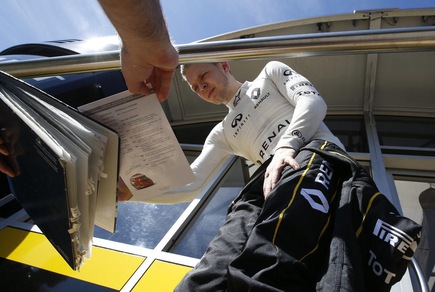 F1, Magnussen: «A Melbourne possiamo andare a punti»