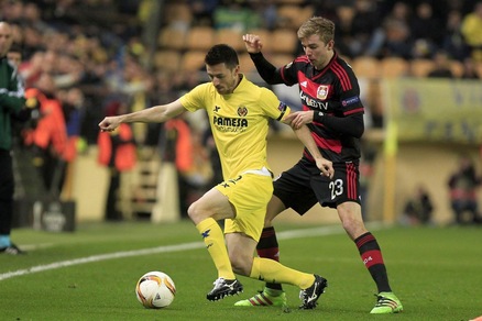 Europa League, pazzesco Kramer: ko dopo una pallonata