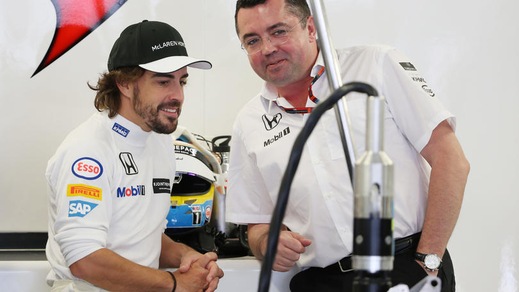F1, Boullier: «Alonso sarebbe uno stupido a lasciare»