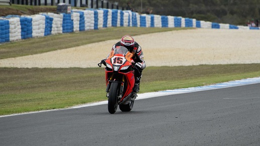 Sbk, De Angelis: «Sfortunato, inizio in salita»