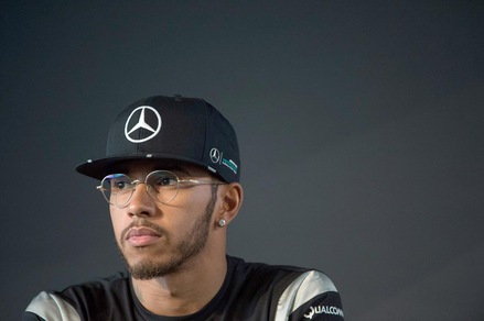 F1, Hamilton: «La Ferrari è una minaccia per noi»