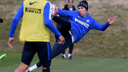 Serie A Inter, Perisic che acrobazie in allenamento