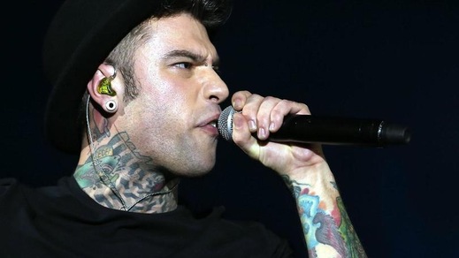 Fedez, che rap: dalle cene con Belen alla lite che lo manda in ospedale