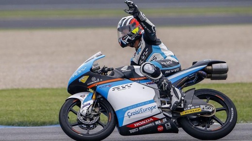 Moto3, guida Loi, Bulega precede Fenati