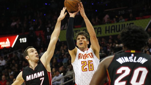 Korver doma i Pacers, James stende i Clippers