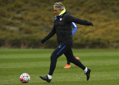 Inter, allenamento ad Appiano. Mancini corre verso la Roma