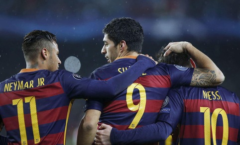 Champions League, Barcellona-Arsenal 3-1: il trio delle meraviglie è ai quarti